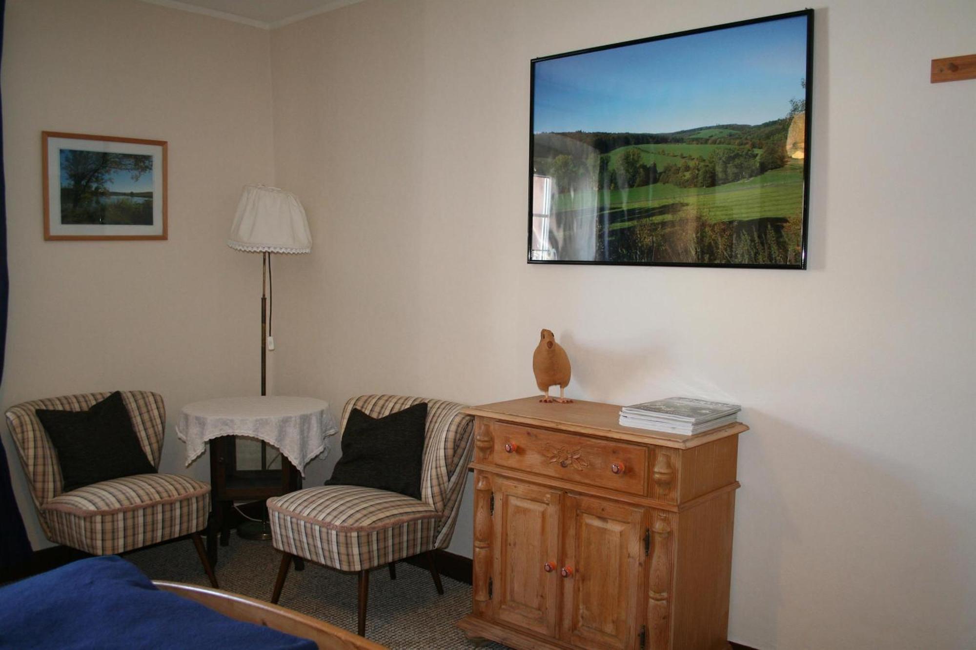 Isi-Hof Villa Schonfeld  Bilik gambar